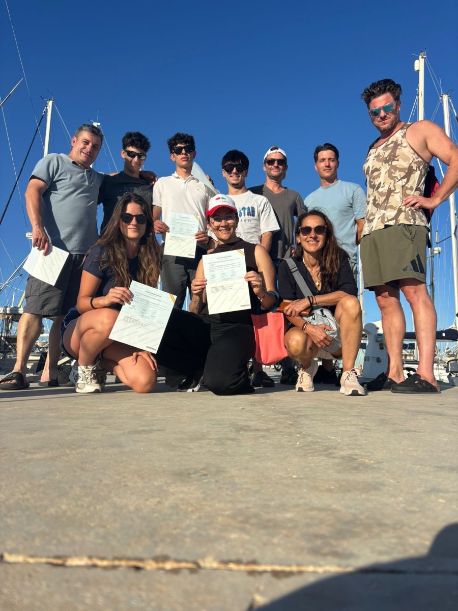 Curso para obtener tu Licencia de navegación en Denia en 4h