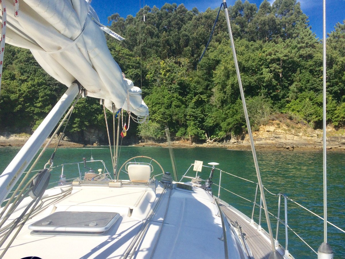 Embark on a day of sailing on a sailboat from Sada