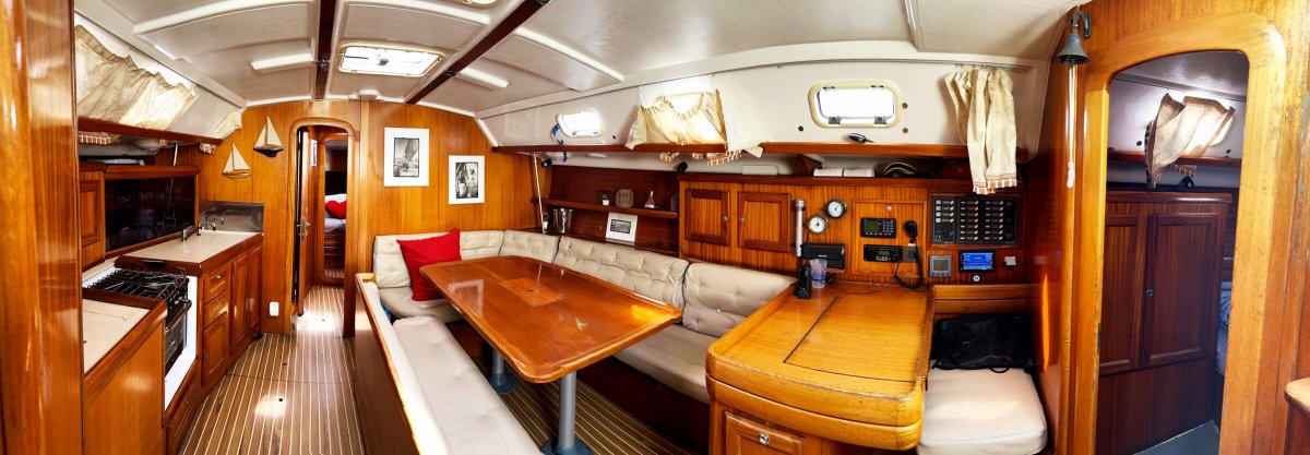 Dufour Yachts - 43