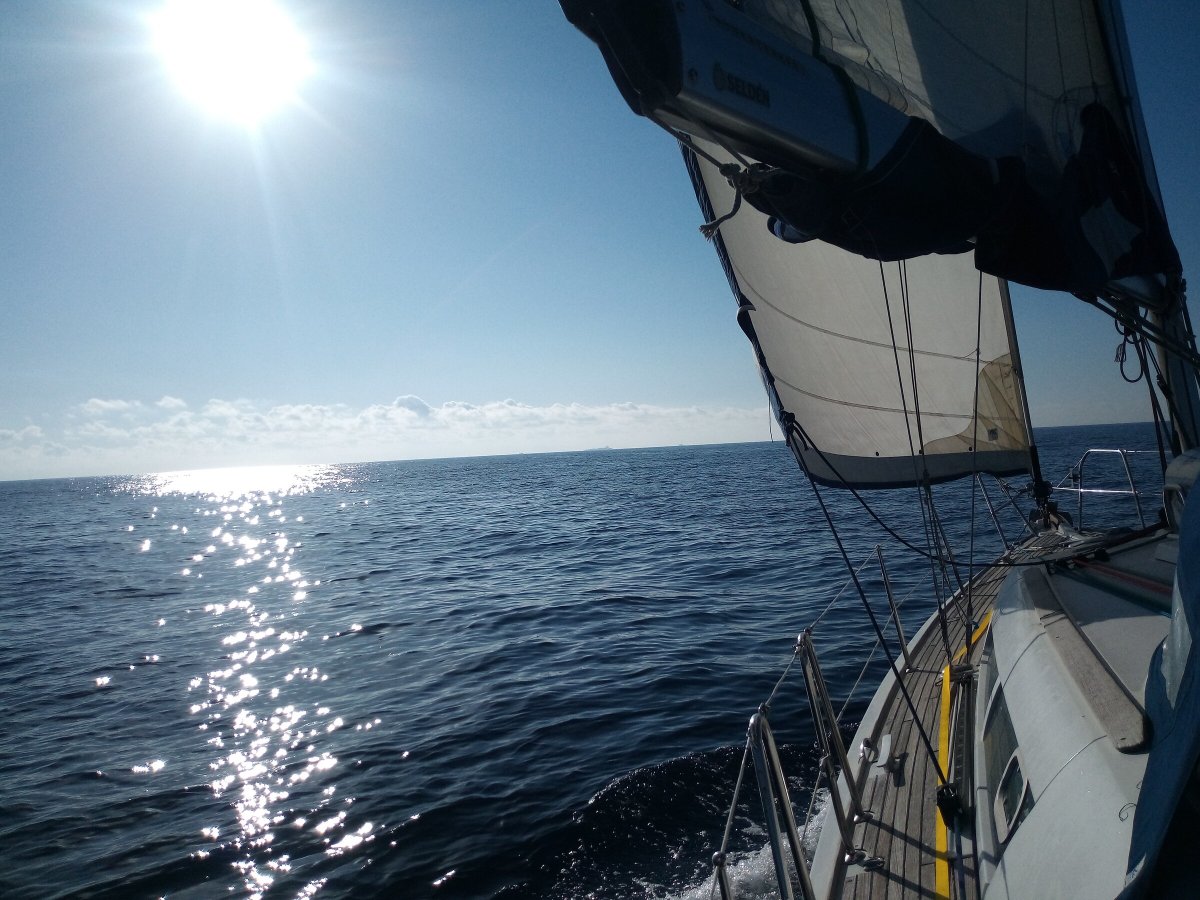 Learn to Sail in the Mediterranean - Sailing Boat under the Sun