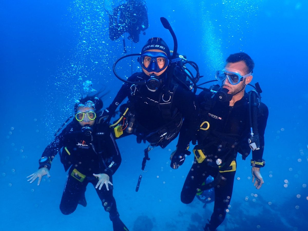 Boat trip for diving in Ibiza and Formentera