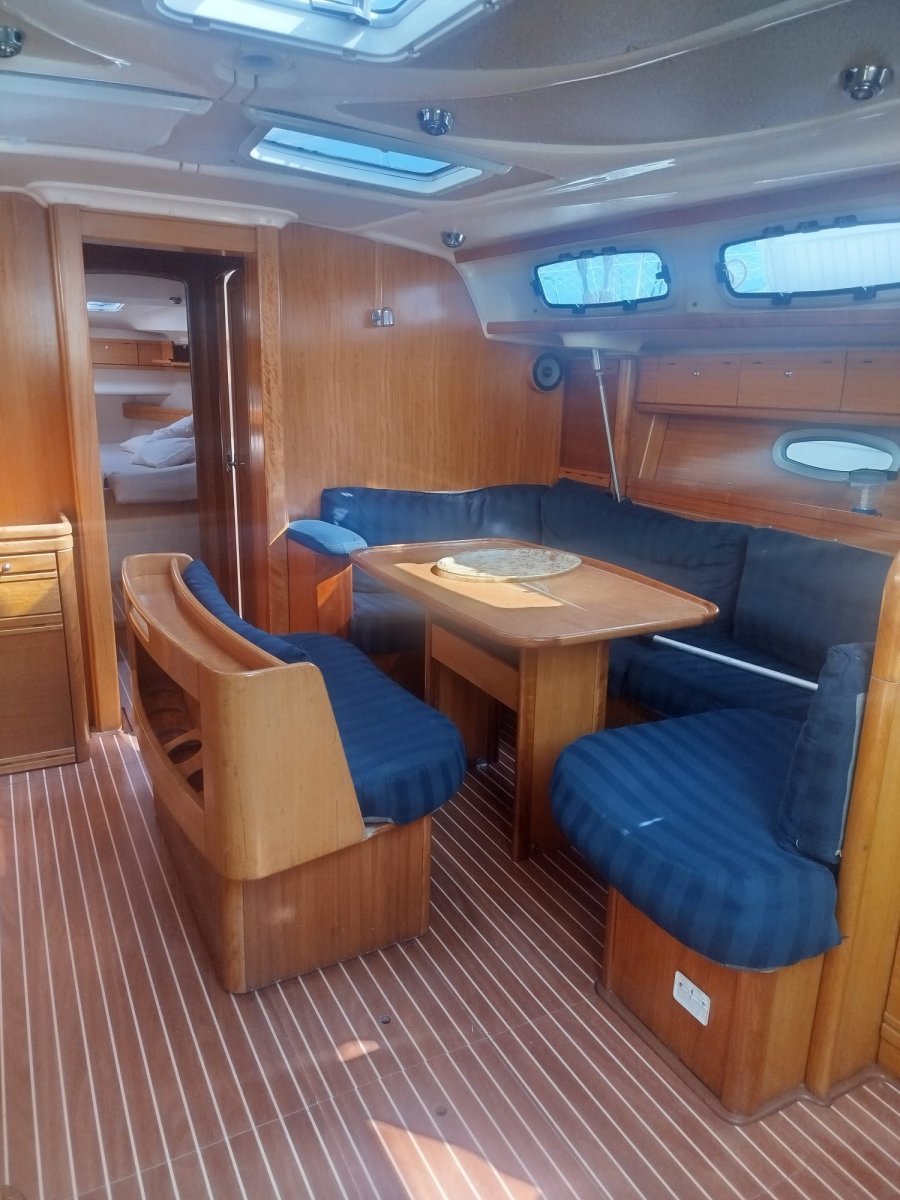 Genießen Sie Barcelonas Schönheit vom Meer aus