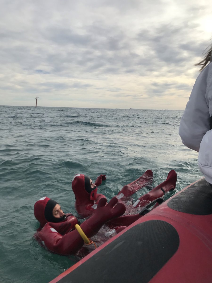 Prenota un'escursione costiera a Barcellona per goderti il tramonto