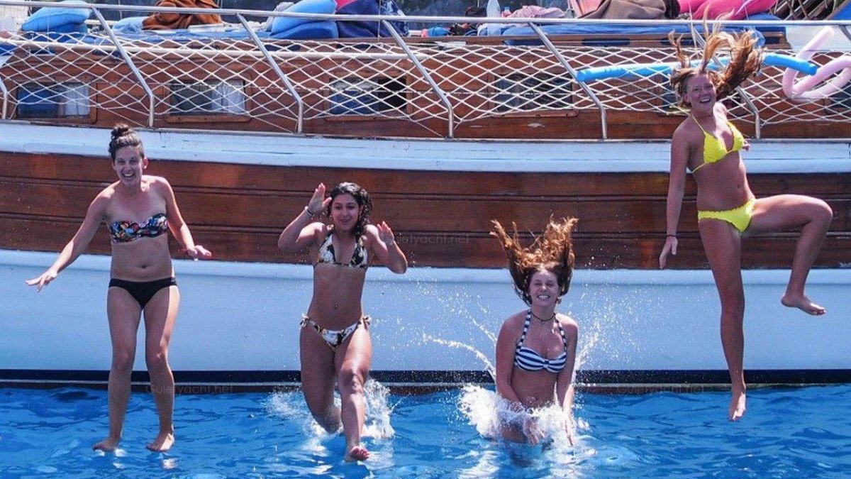 Entdecken Sie die griechischen Inseln auf einer Luxus-Yacht