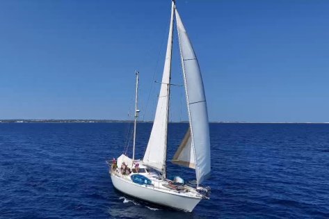 Navega en velero por Mallorca con cocinera a bordo