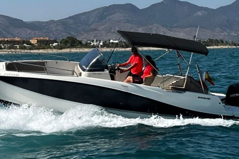 Alquiler barco con patrón por Benicasim-Castellón
