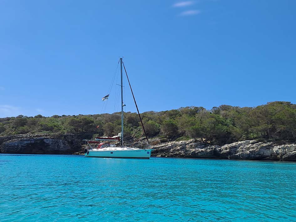 Barche nella regata tra Barcellona e Maiorca