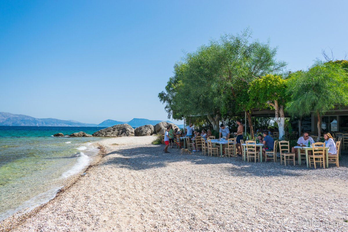 Explore the waters of Cephalonia with our navigation course