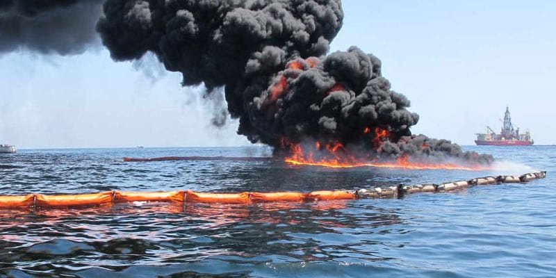 Schnellbootfahrt entlang der Küste von Málaga