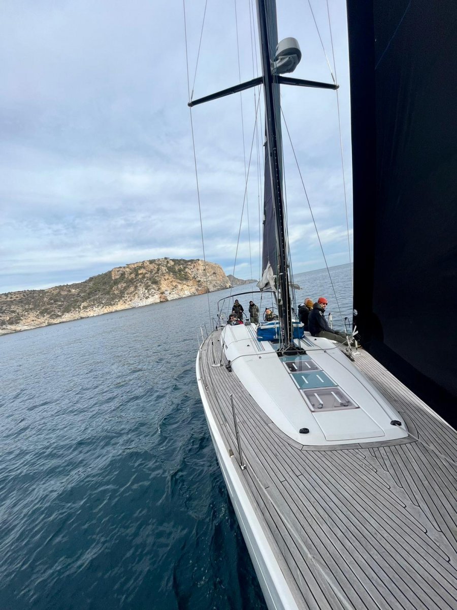 Curso de navegación nocturna en velero exclusivo