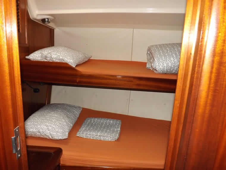 Sailboat - Bavaria Yachts - 2000