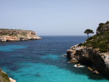 Travesía a vela por Mallorca navegando por Cabrera y Menorca