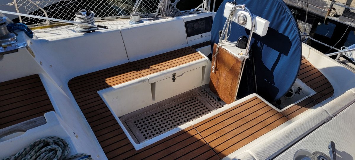 Jeanneau - 13.3 meters