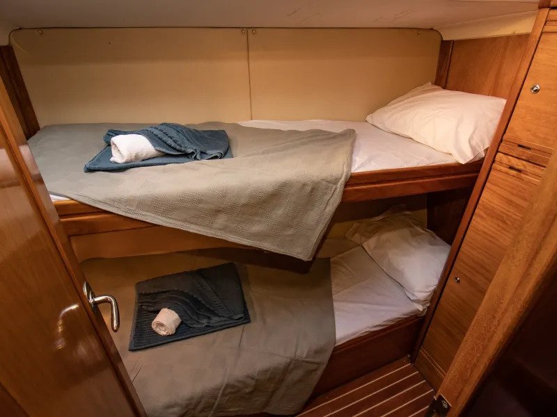 Bavaria Yachts - 16 {{i18n.meters}}