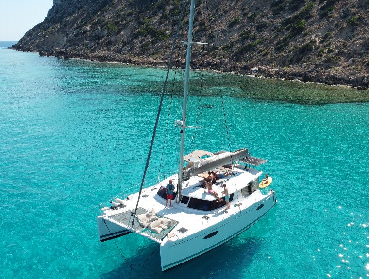 Parti alla scoperta dei Caraibi con una crociera in catamarano.