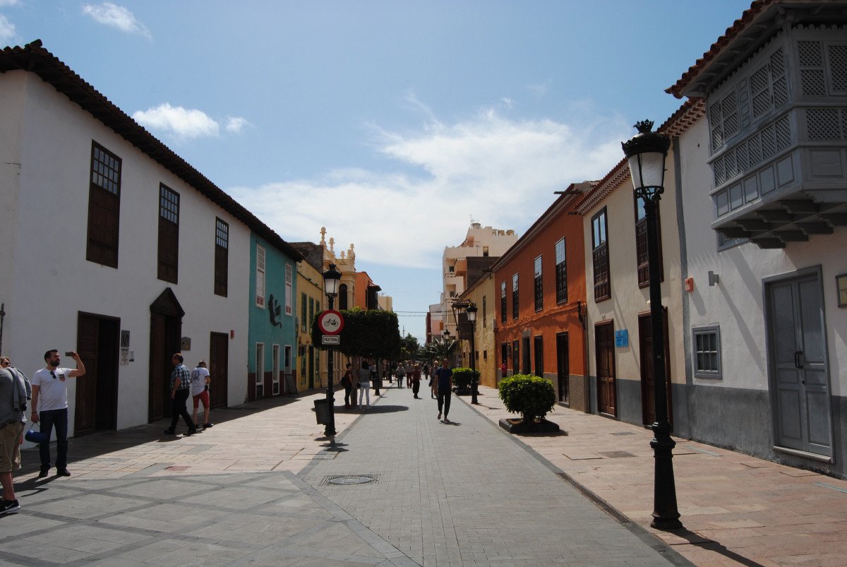 calle de San Sebastian de La Gomera.jpg