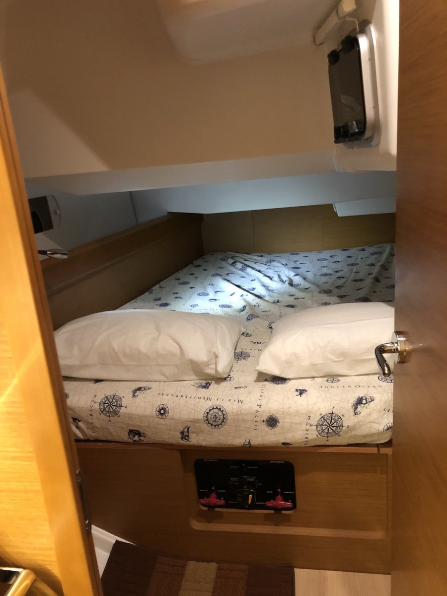 Jeanneau - 12 people