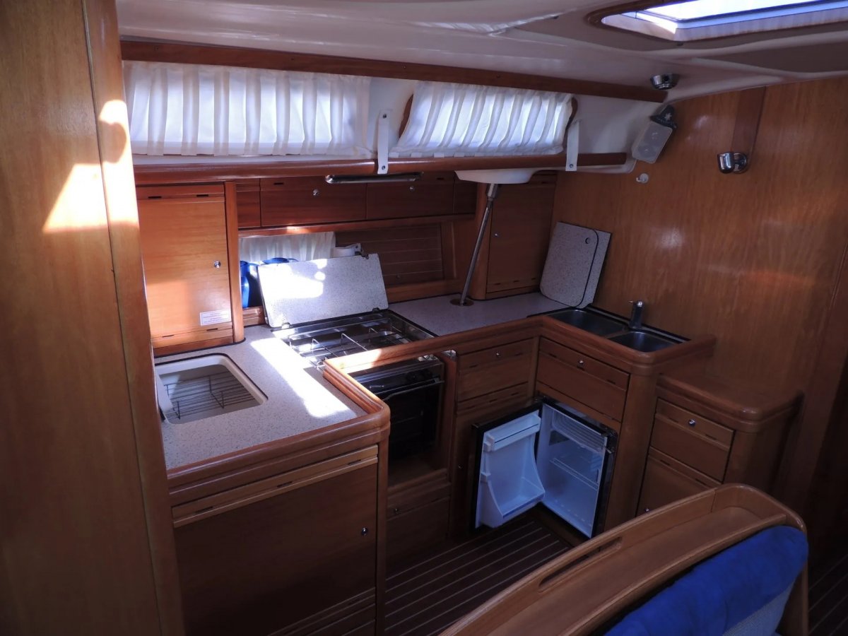 Bavaria Yachts - 14 metros