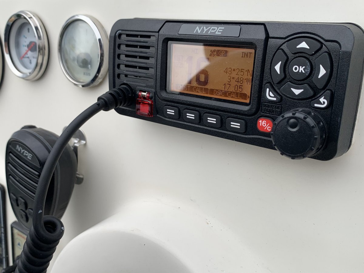 Barco a motor - Rodman - 12 personas