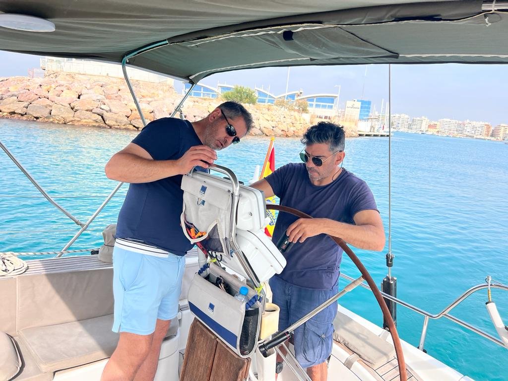 Den Meeresboden sicher erkunden in Castellón