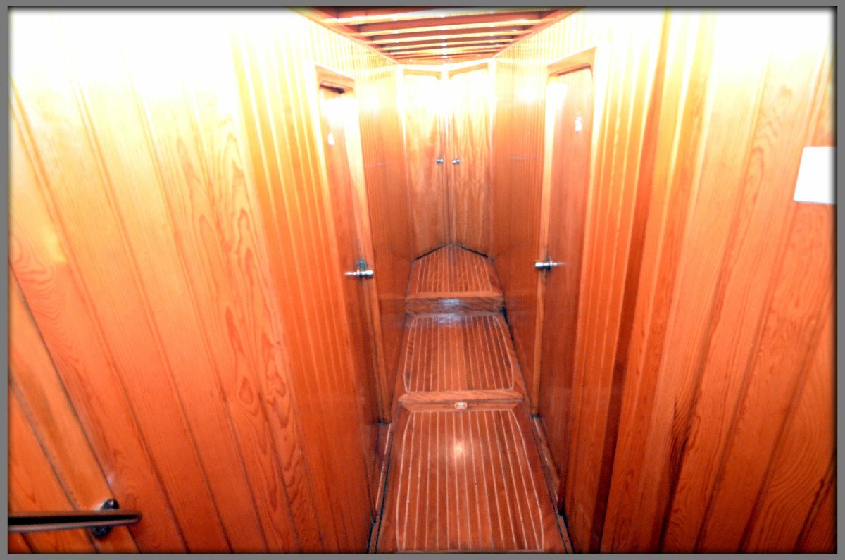 Custom - MOZAIK GULLET