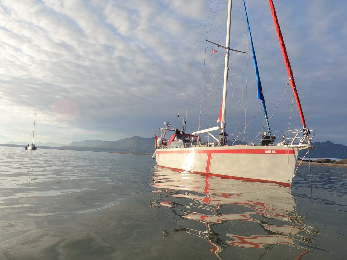 Viaje en barco por los fiordos occidentales de Islandia