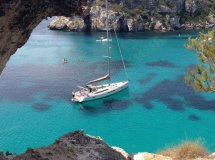 Week on a sailing yacht between Ibiza and Formentera coves