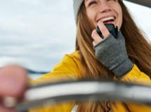 Explora los paisajes marinos de Málaga en nuestros viajes en barco