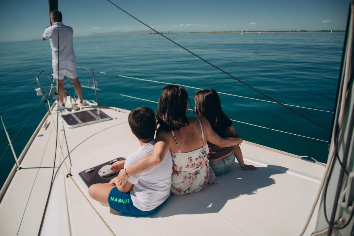 Barca a vela - Jeanneau - 12 persone