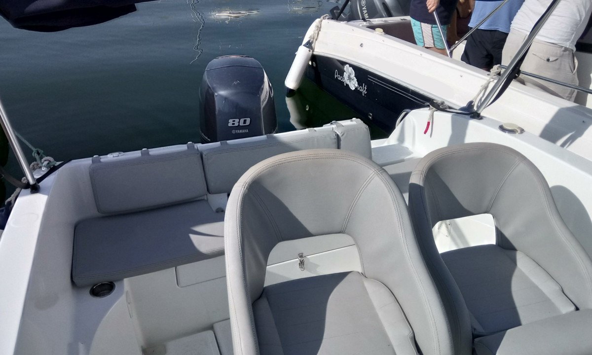 Barco-a-motor---Pacific-Craft---545-Open