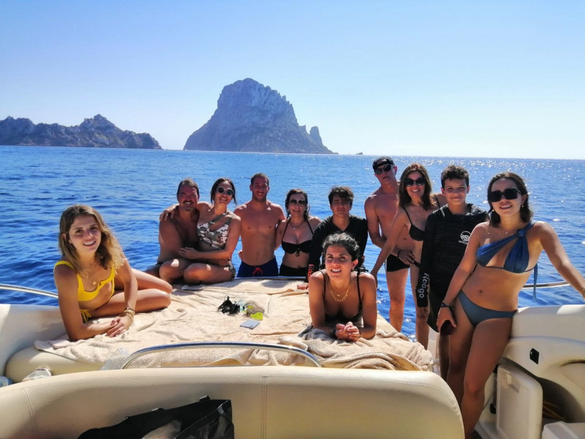 boat-charter-ibiza