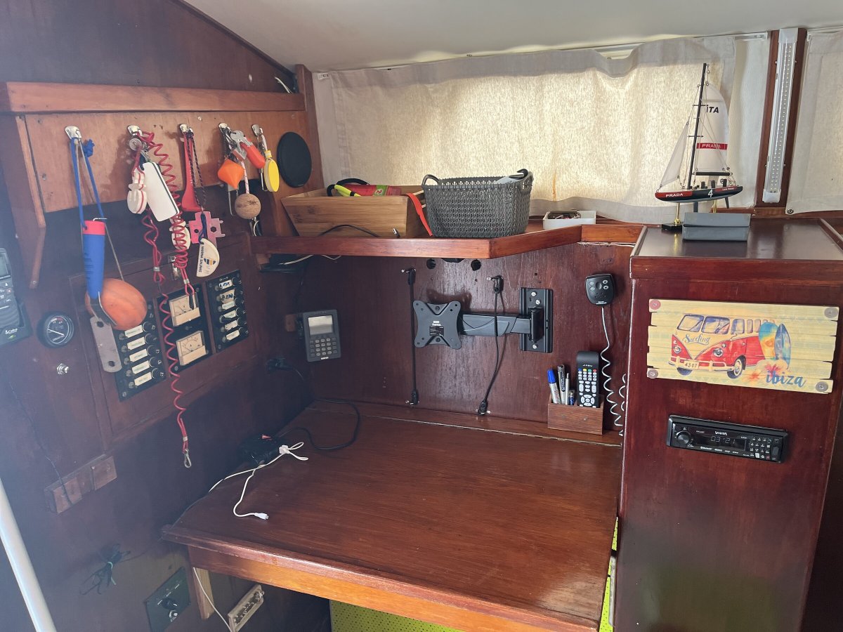 Cata - 8 {{i18n.capacity}}