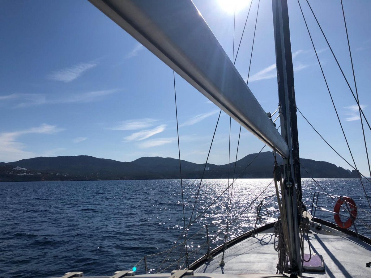 647ec260e8bbc3.32559325