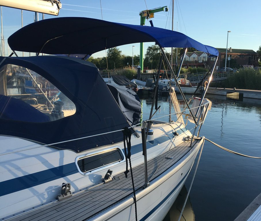 Bimini_Bavaria_37_CR_2001_3