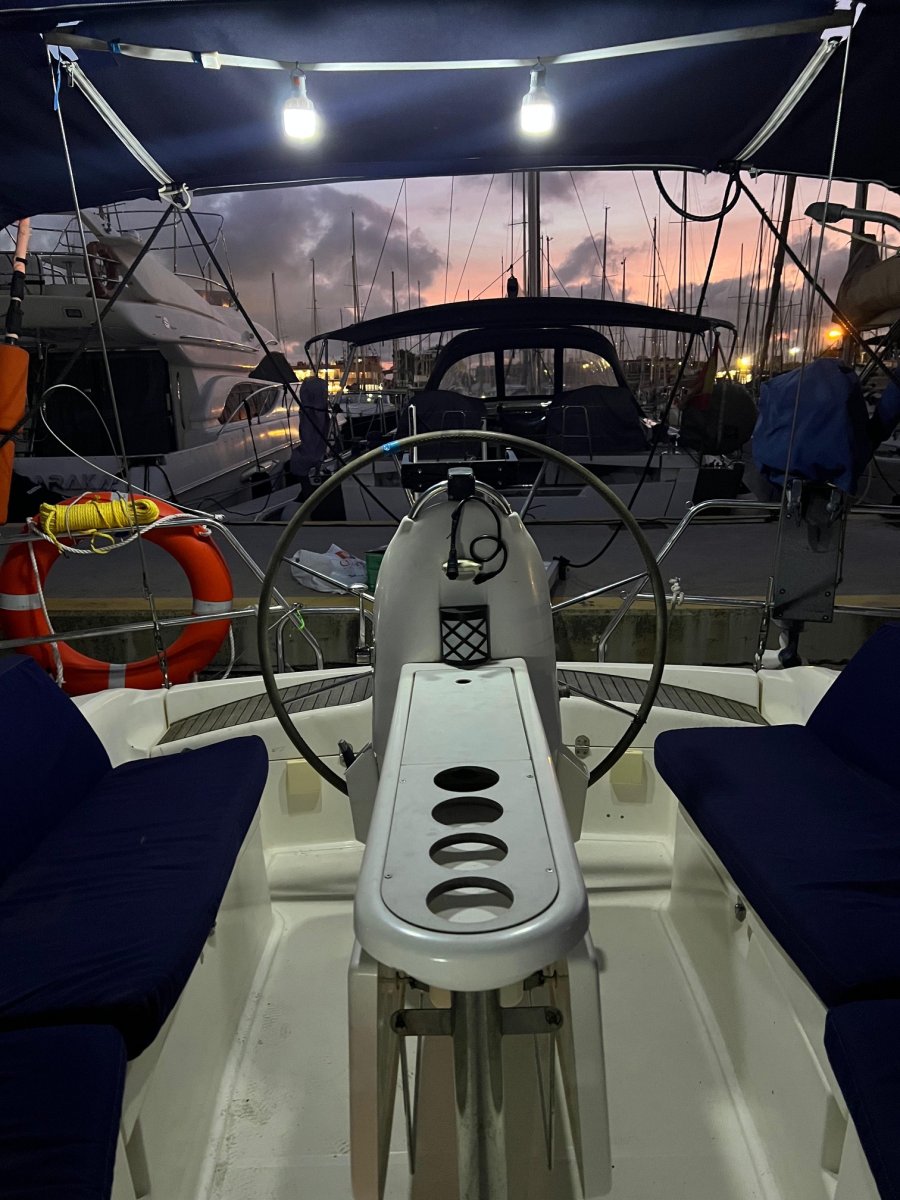 Familienkreuzfahrt mit dem Segelboot nach Ibiza