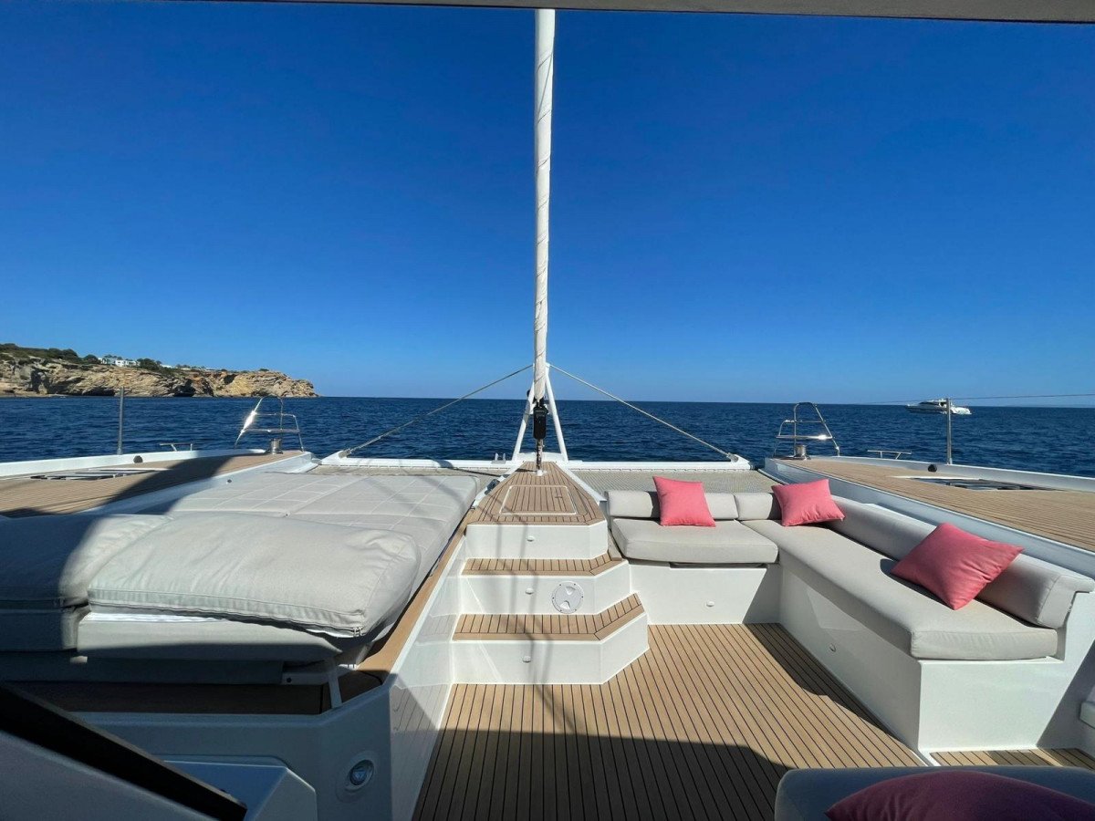 Fountaine - Pajot Alegría 67