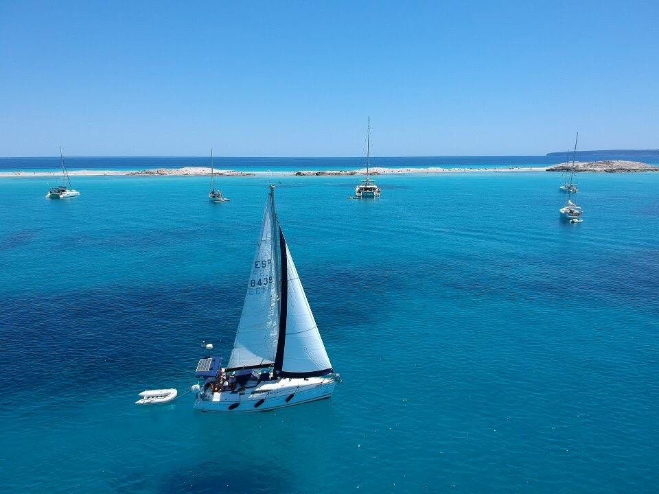 Boat tour of the Ibiza and Formentera coastlines