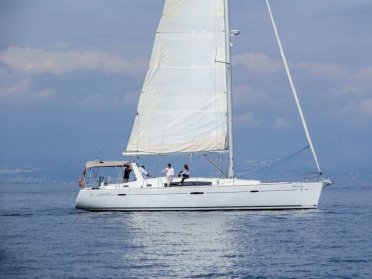 Alquiler de Beneteau Oceanis 50 en el Mediterráneo andaluz
