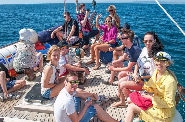 Vuelta al mundo en un yate de lujo