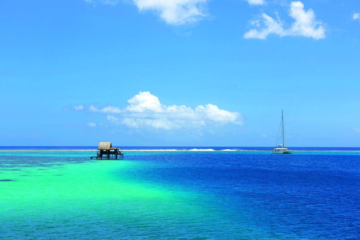 Viaggio in catamarano da 5 giorni e 4 notti da Raiatea a Bora Bora tutto incluso
