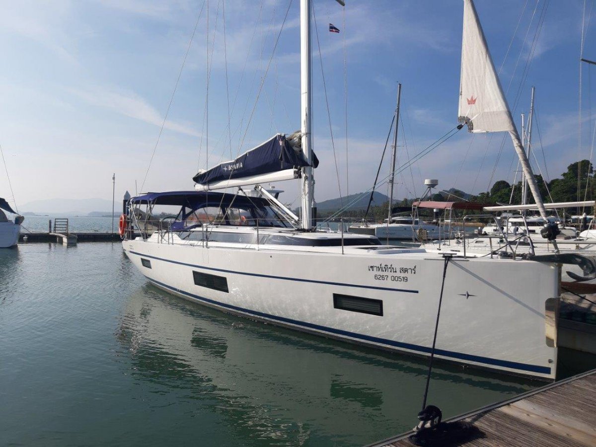 Bavaria Yachts - 45