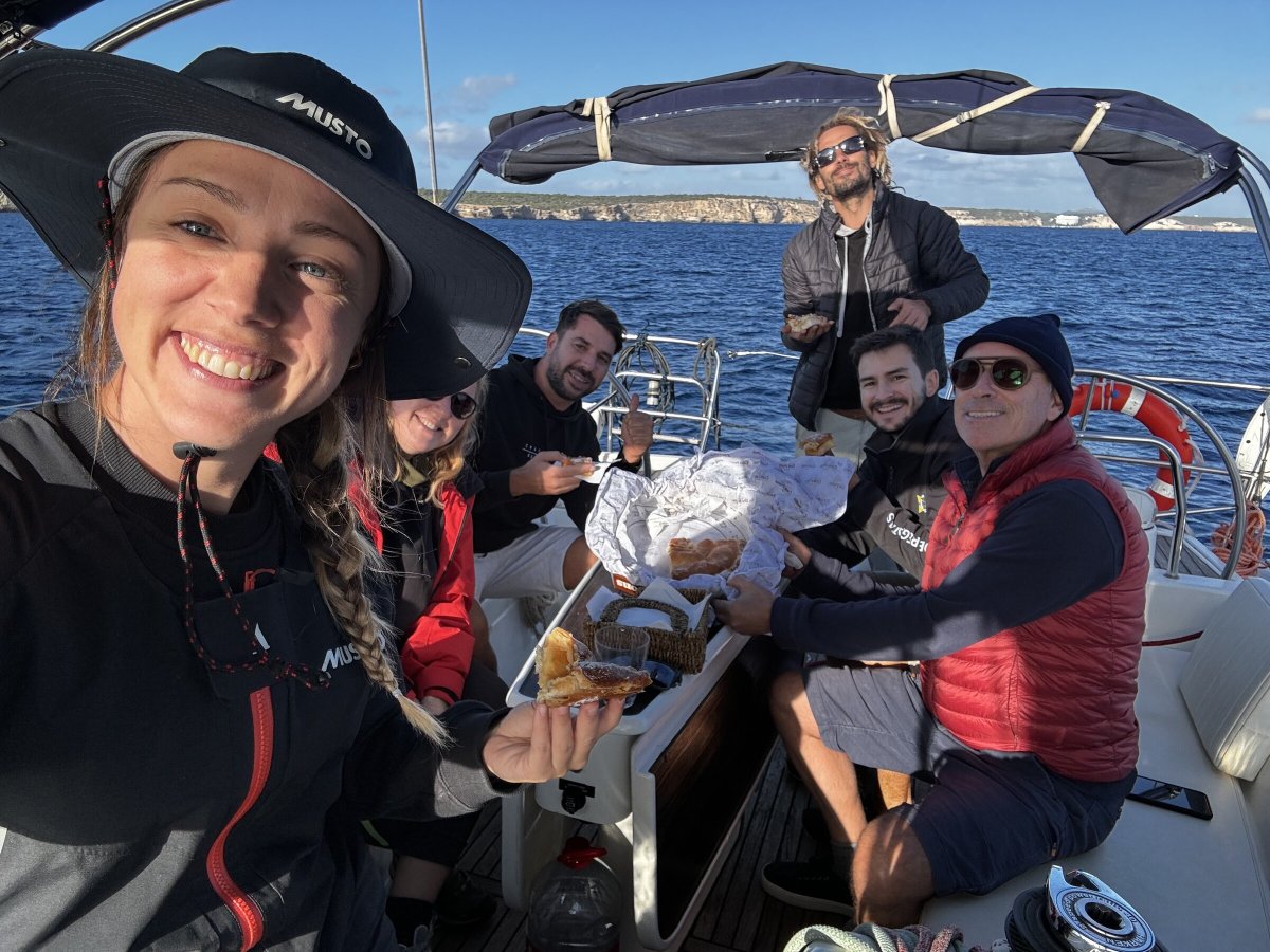 PER-Praktiken an der Küste von Menorca