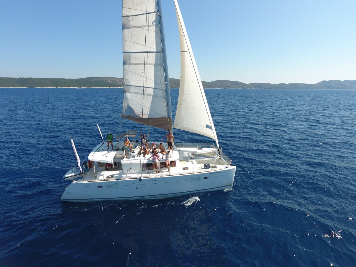 Die blauen Gewässer der Adria