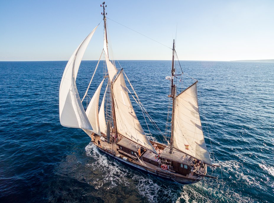 Disfruta del eclipse en un crucero por Mallorca