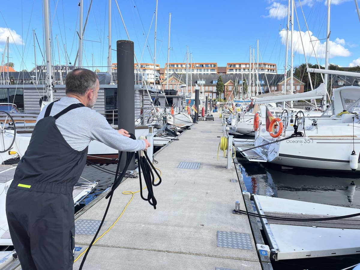 Mánejar un barco en el puerto