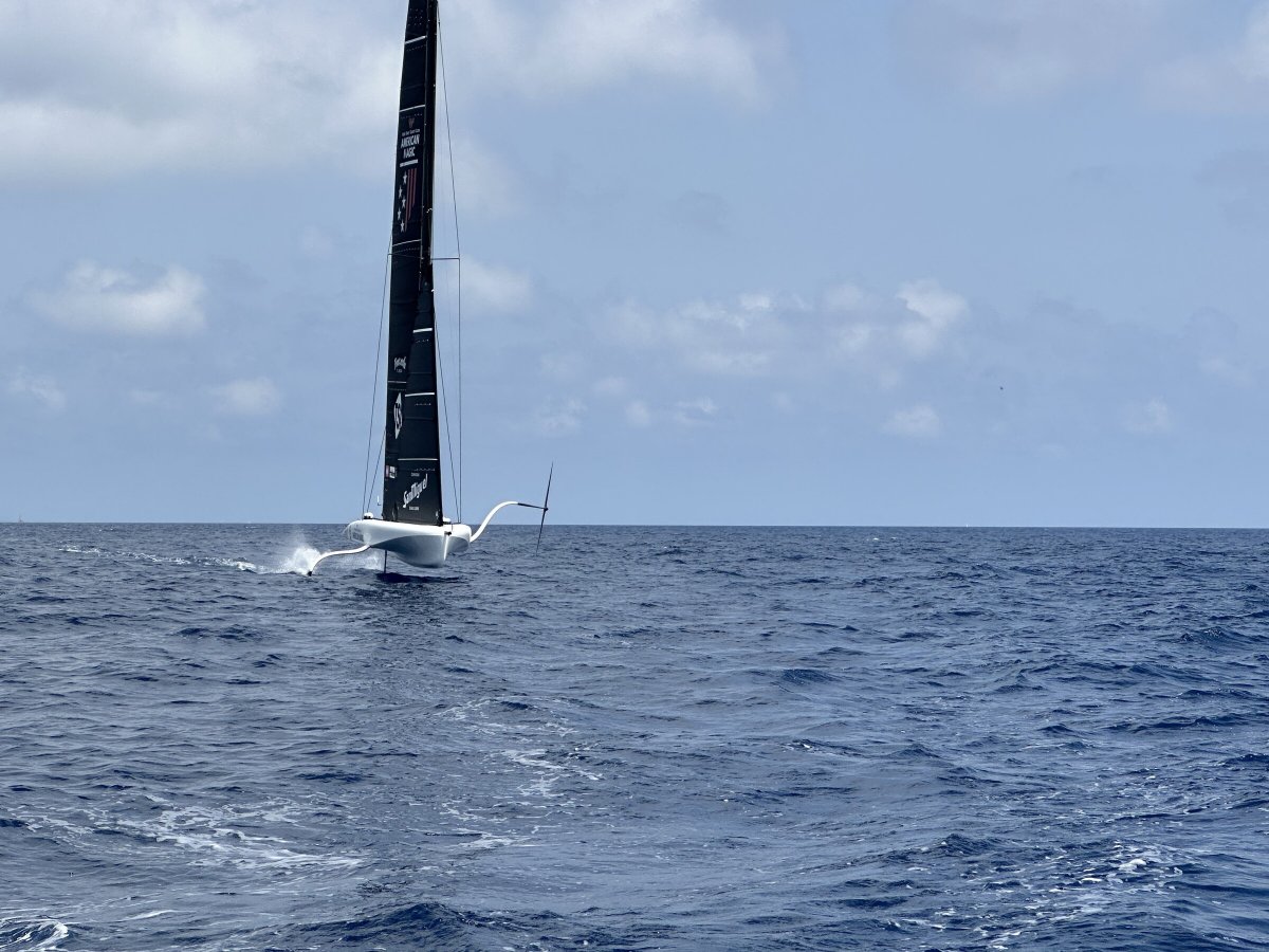 Enjoy the views of Barcelona from a sailing boat
