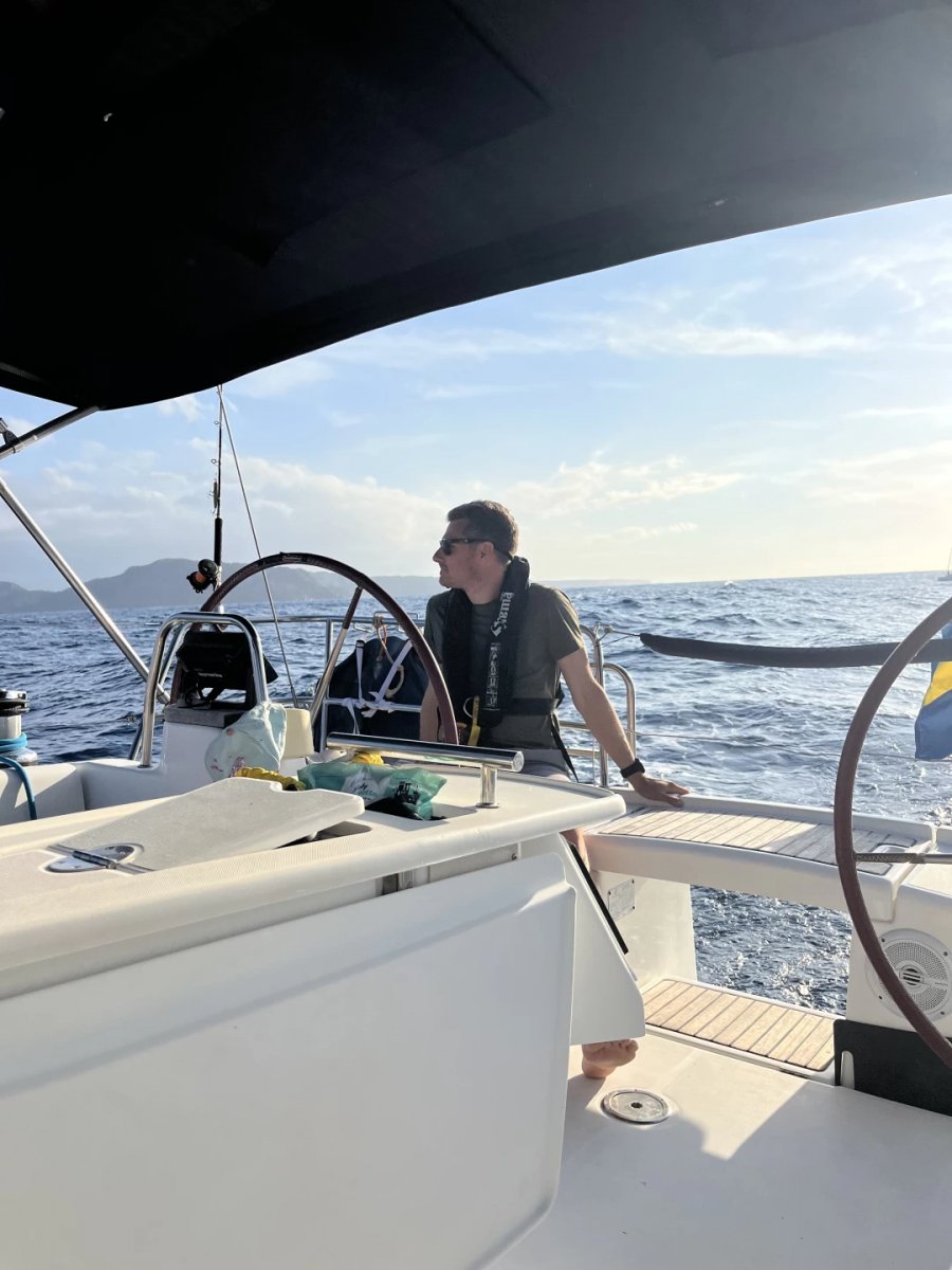 Segelboot - Bénéteau - 13.2 {{i18n.meters}}