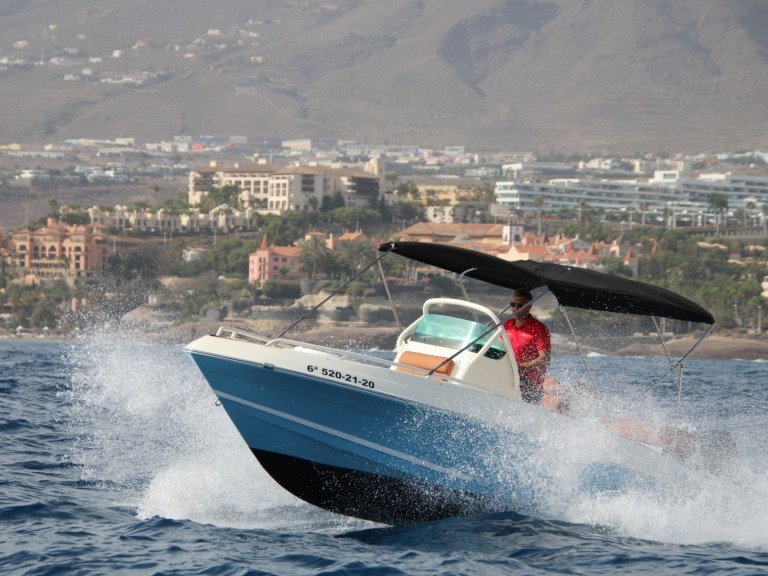 PRO-LINE Boats - Pronautica 660 Slam