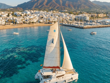 Travesía de Altura en catamarán por el Mediterráneo de Barcelona a Estepona
