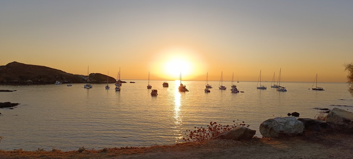 Bootsfahrt und Wanderung am Wochenende in Capraia